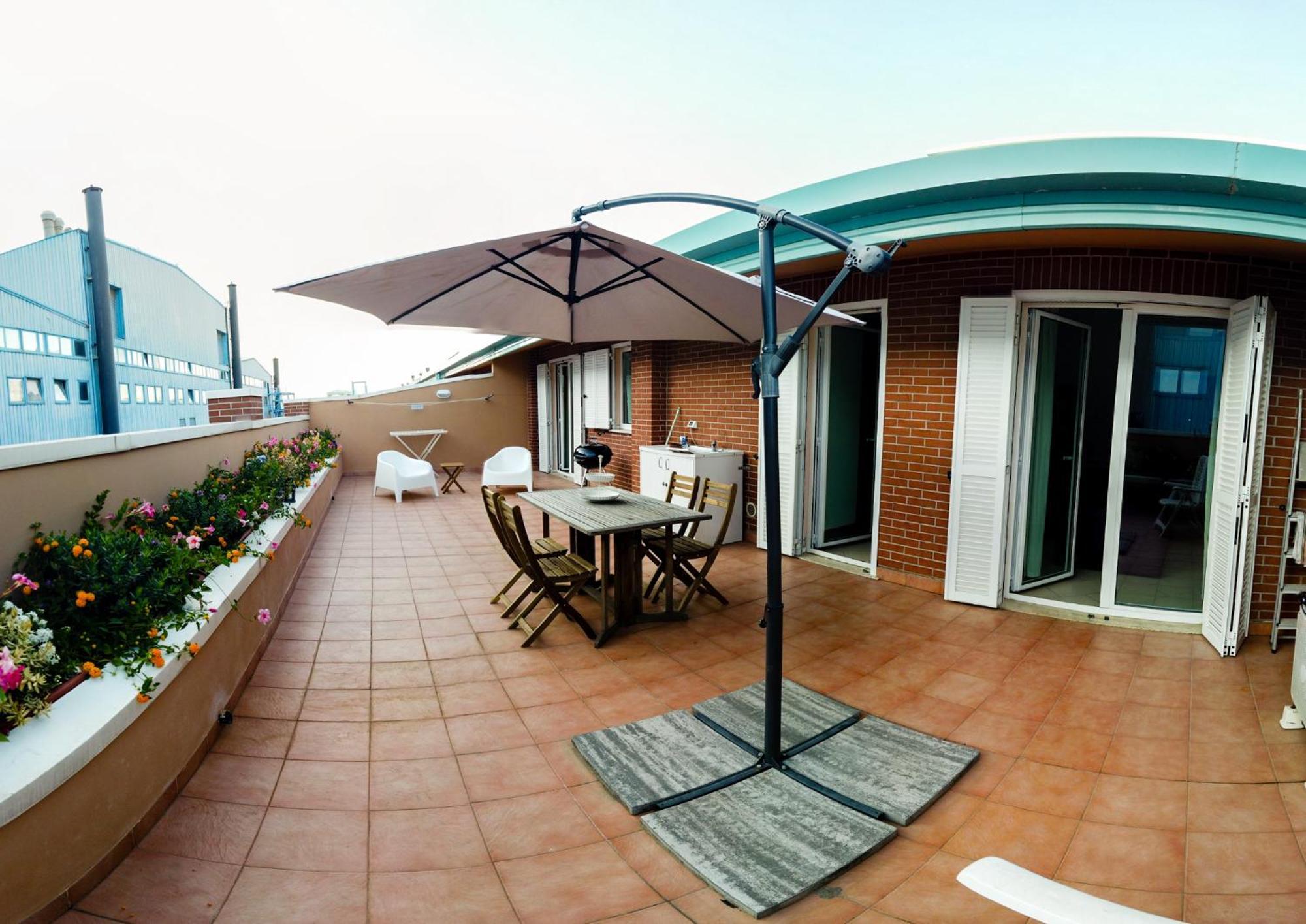 Ferienwohnung Tra Mare E Centro Citta! Livorno Exterior foto
